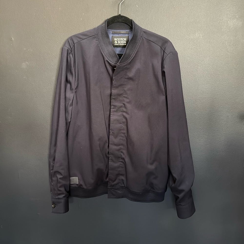 Men’s Scotch & Soda navy bomber jacket. Large.